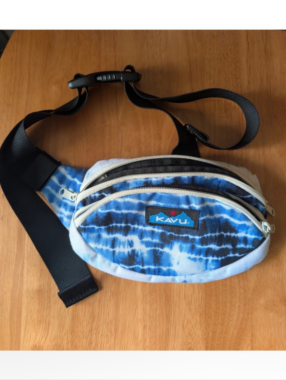 Kavu Crossbody/Belt  Travel Bag
